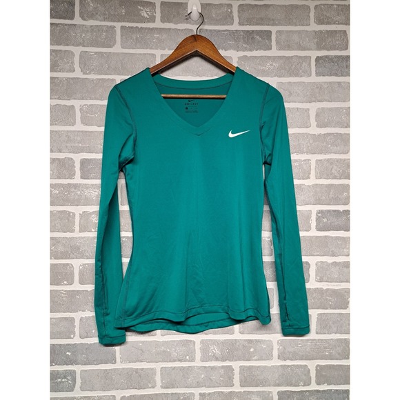 Nike Womens Long Sleeve Stretch Turquoise Pullover Sport Top Size Medium - Picture 1 of 10